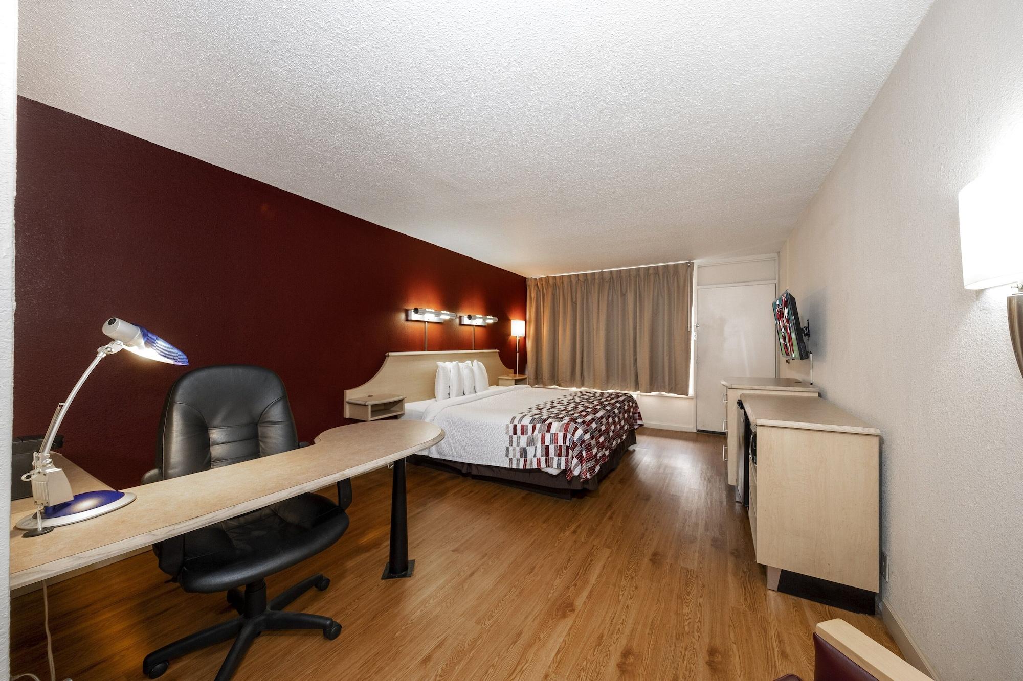 Red Roof Inn & Suites Wytheville Eksteriør billede