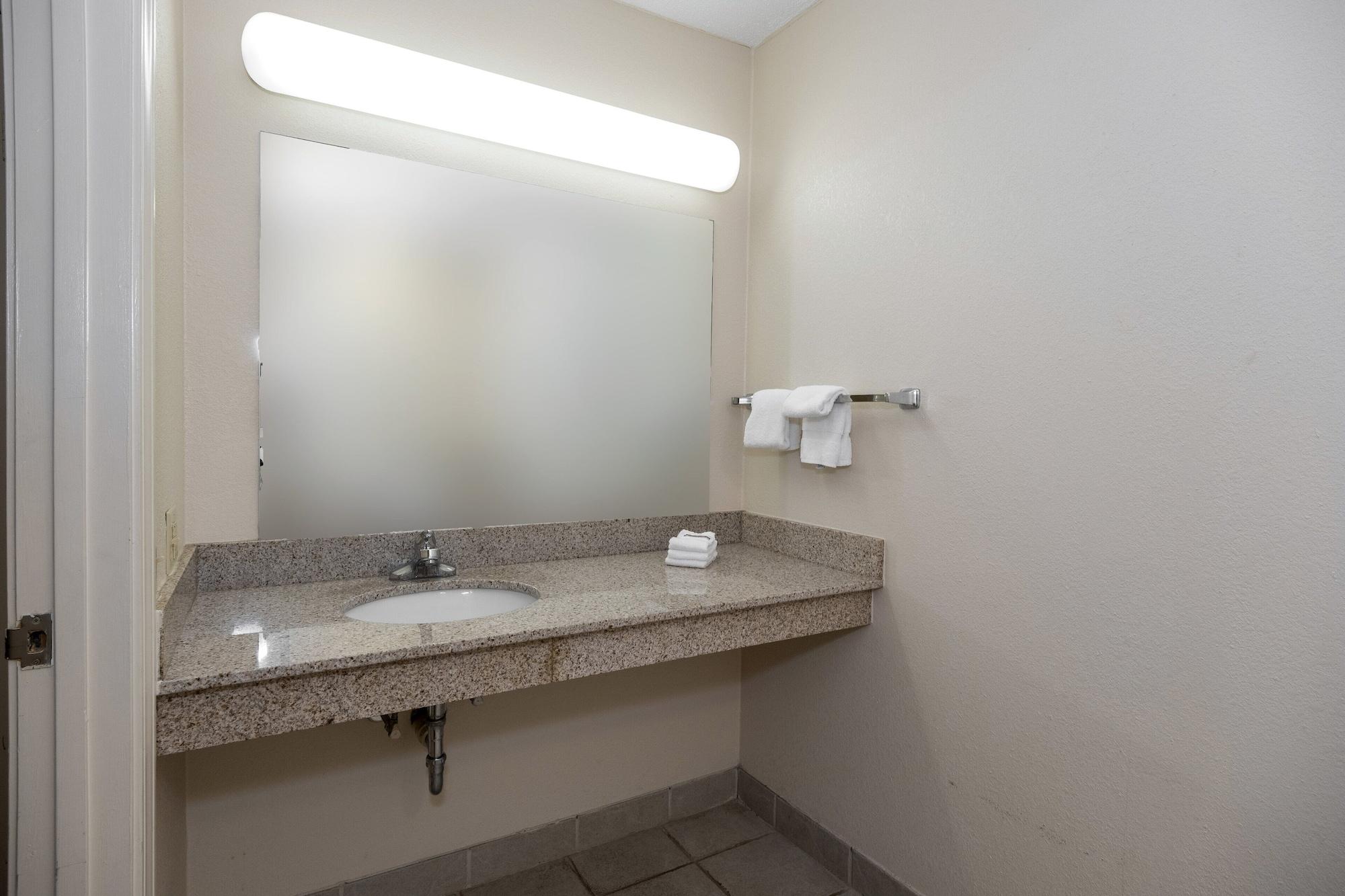 Red Roof Inn & Suites Wytheville Eksteriør billede