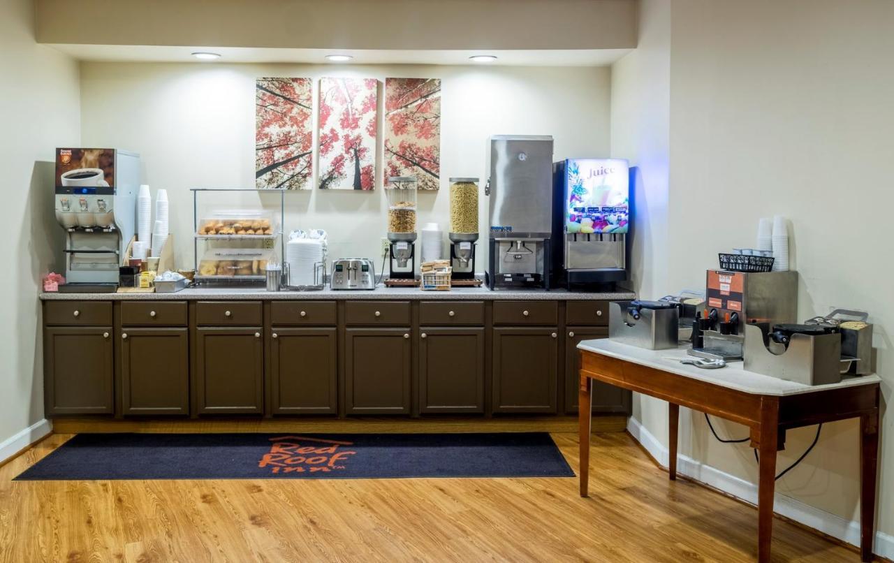 Red Roof Inn & Suites Wytheville Eksteriør billede